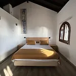 ホステル Local Monte Horeb Nadadouro